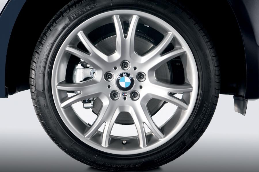 Колеса BMW X3 Sport Limited Edition (E83) 2009 года  (фото 9 из 14)